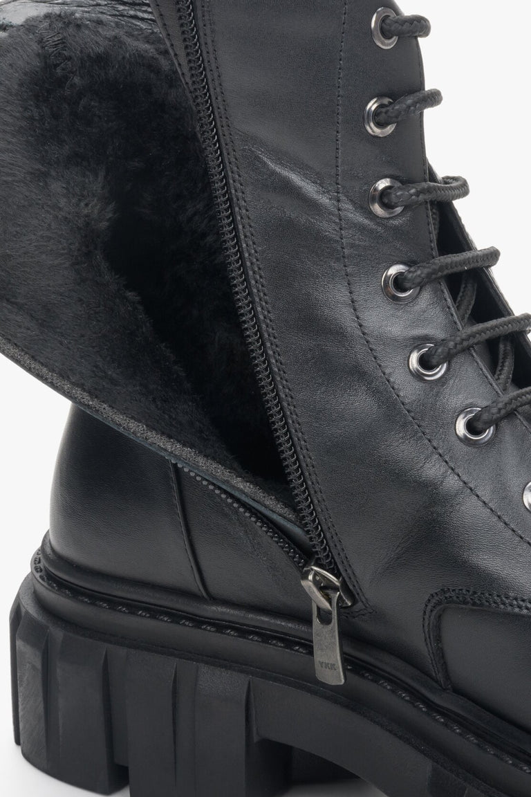 Women's black boots for winter by Estro - close-up on details.