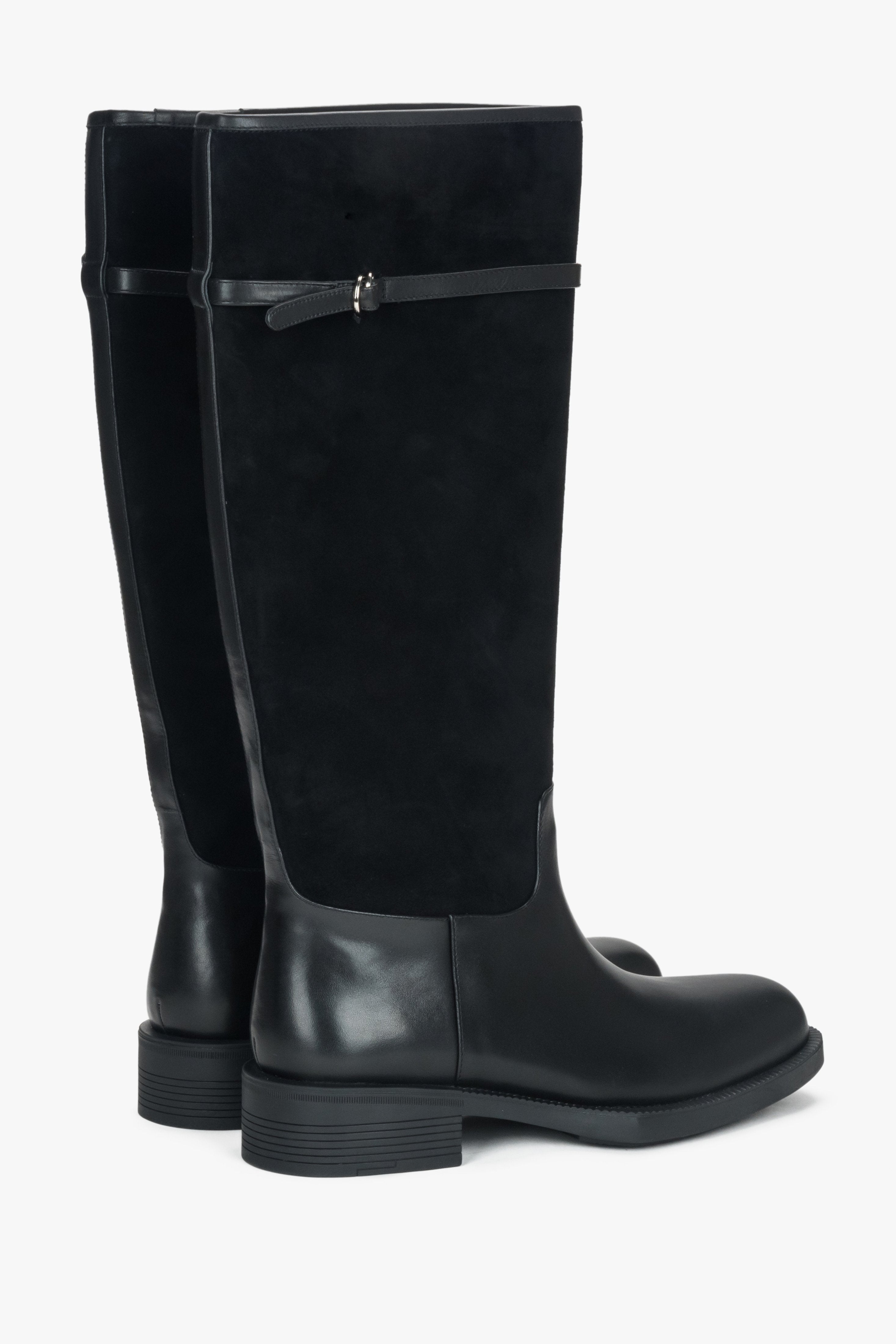 Estro women's black boots made of velour and genuine leather with a decorative buckle - close-up of the back of the boots.