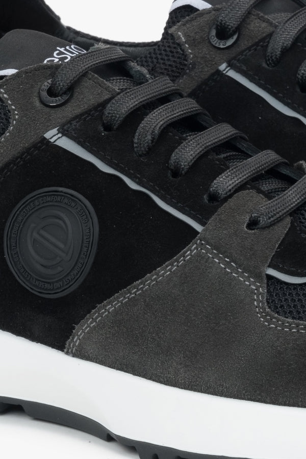 Men's leather and velour sneakers Estro - close-up on details.