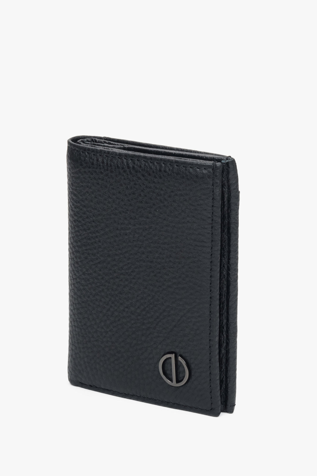 Men's leather wallet in black with a subtle Estro brand emblem.