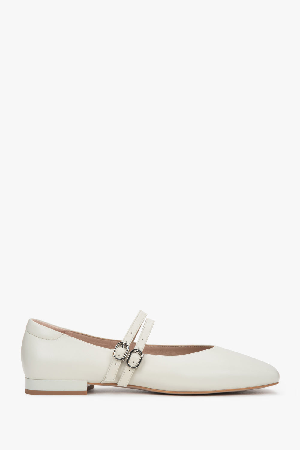 Women's White Ballet Flats with a Low Heel made of Genuine Leather Estro ER00117153.