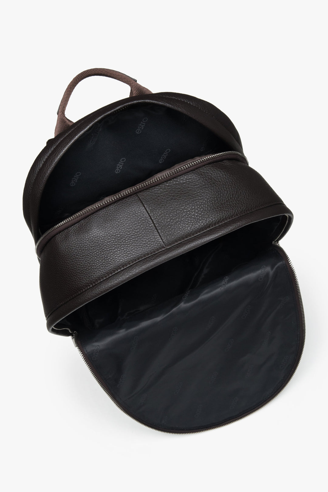 Men's dark brown large backpack by Estro made of genuine leather - close-up on the interior design.