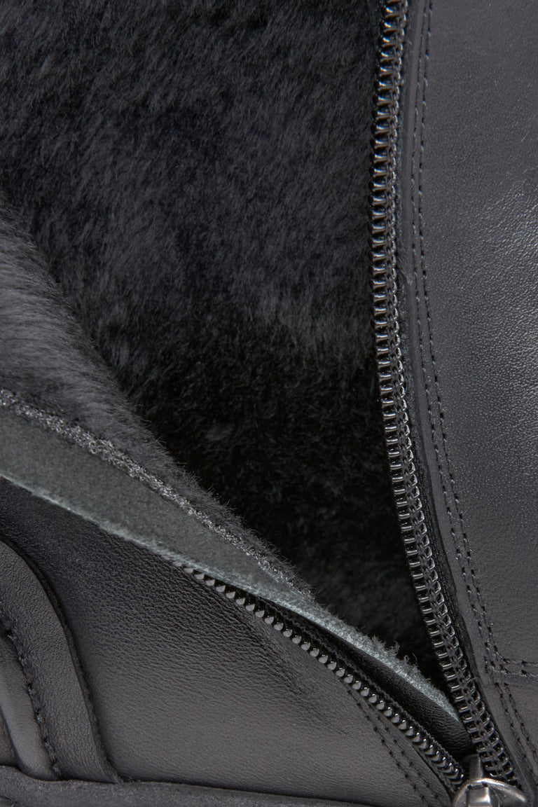 Women's Estro black leather ankle boots - close-up on the interior.