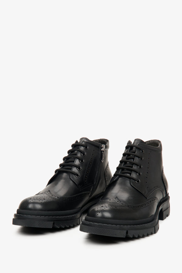 Elevated, men's black winter boots by Estro - shoe profile.