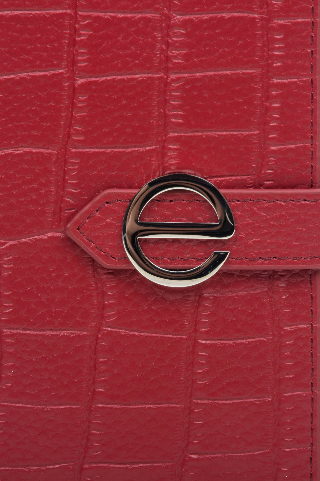 Women's large red leather wallet by Estro - close-up on details.