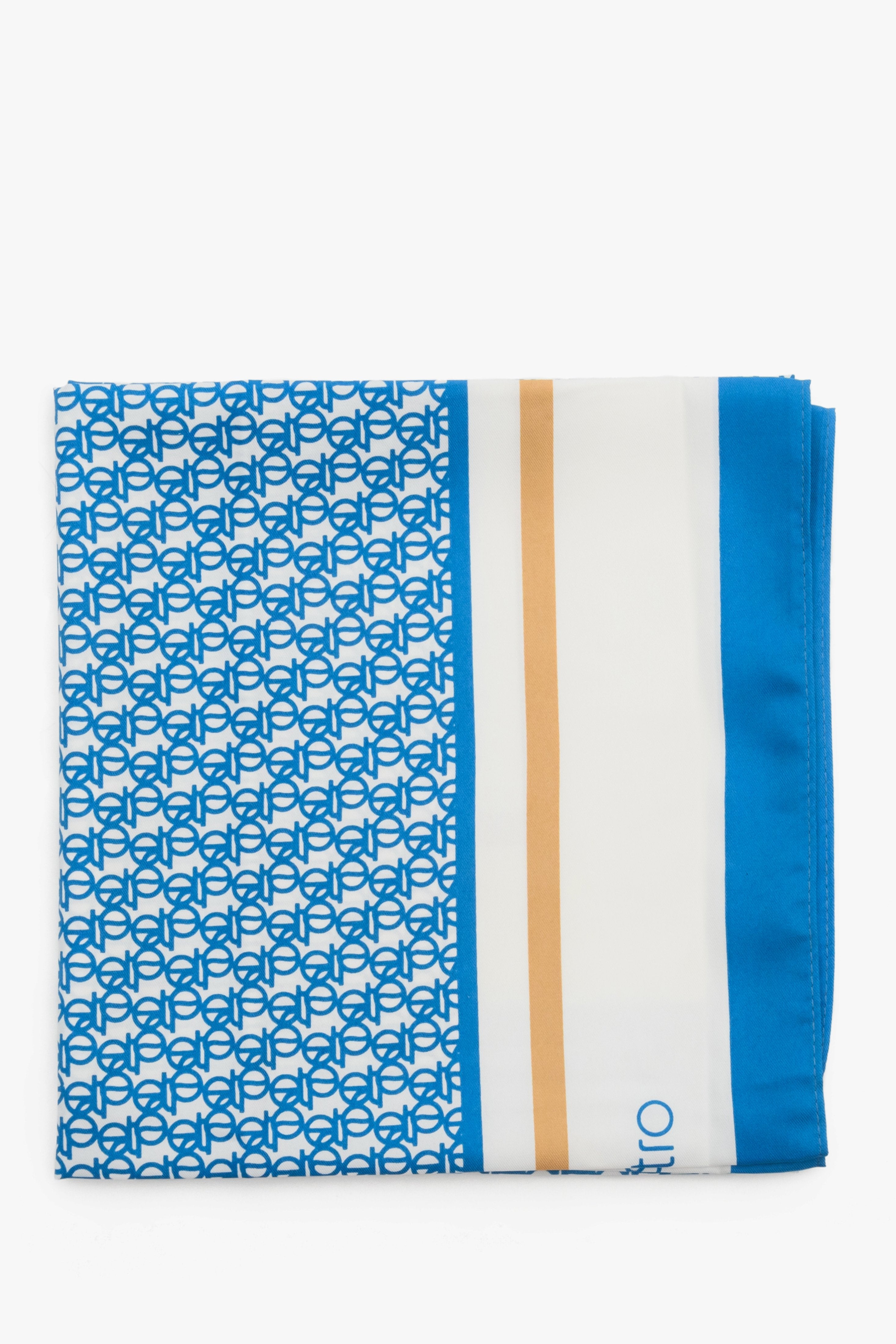 Stylish women's neckerchief by Estro in blue-beige colour with a geometric pattern.