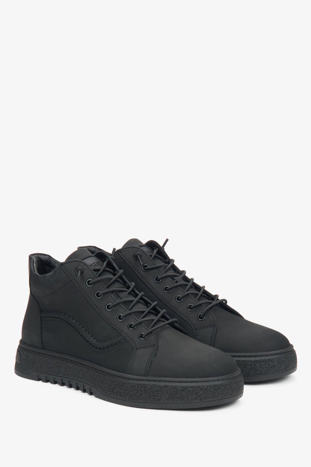 Men's high black sneakers with light insulation Estro.