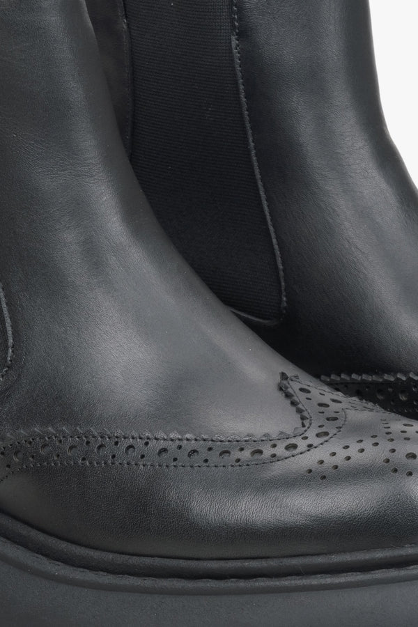 Women's black chelsea boots - details.