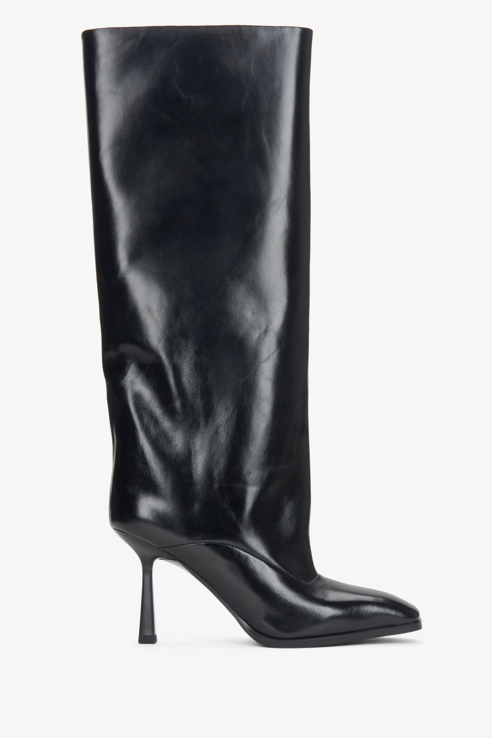 Women's Black Patent Leather Boots with a Stiletto Heel and a Loose Shaft Estro ER00116070.