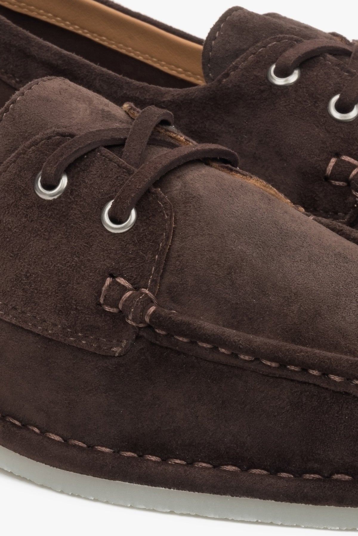 Dark brown lace-up Estro women's velour loafers in a nautical style – close-up of the details.