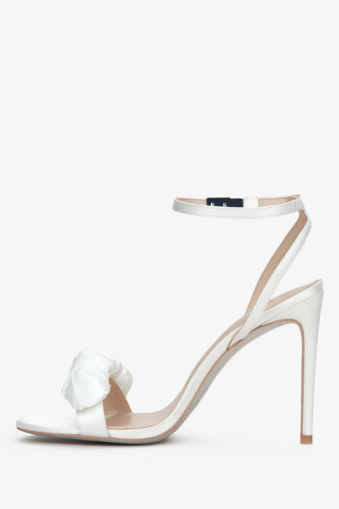 Estro women's white high heel sandals - shoe profile.