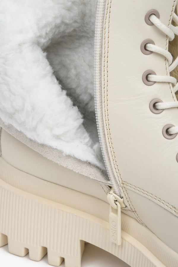 Women's winter boots made of genuine leather in light beige color with lacing and a zipper by Estro - close-up of the shoe filling.