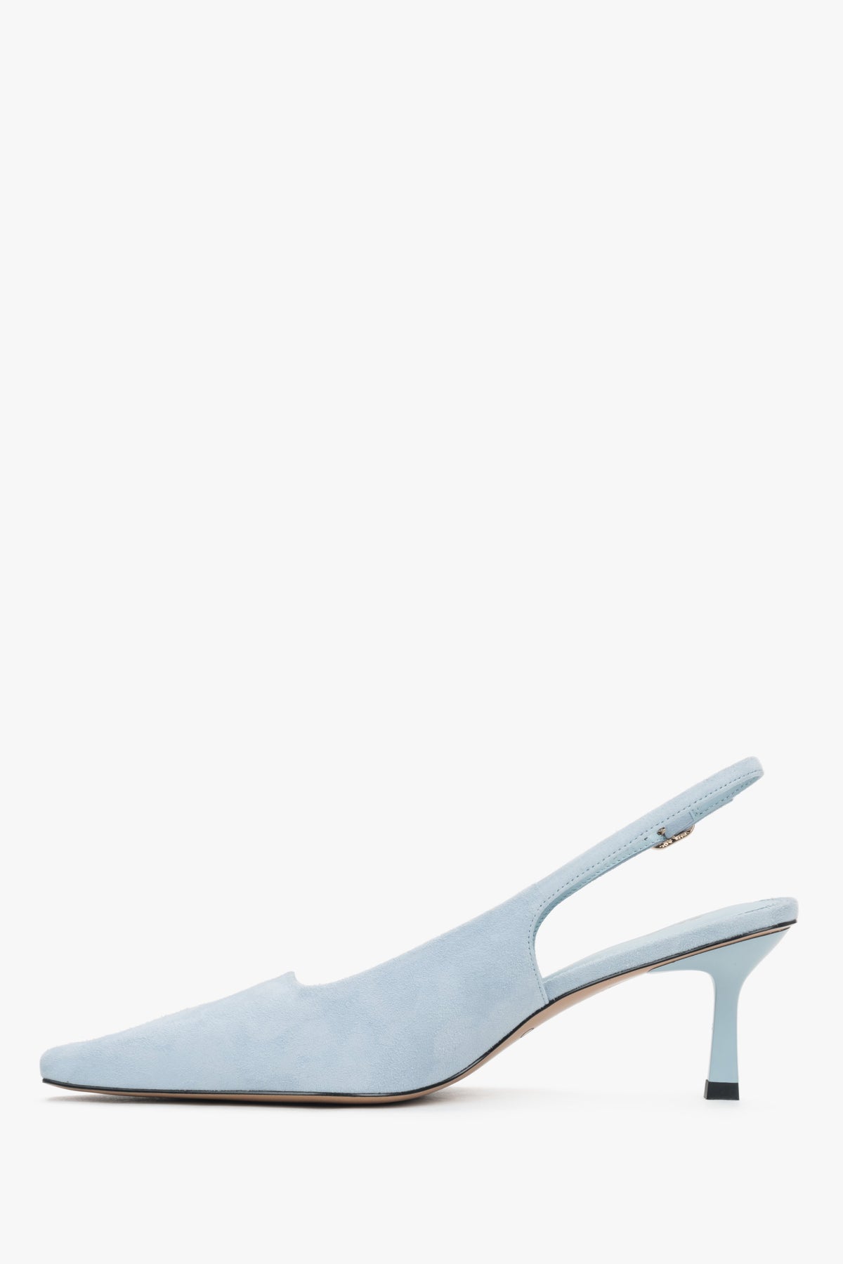 Elegant blue women's pumps by estro, made of soft velour, featuring a slingback design and a comfortable low heel.