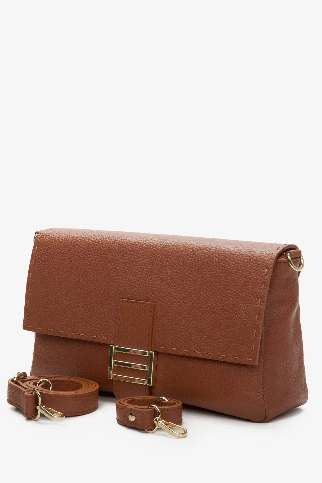 Women's brown leather handbag by Estro with golden hardware.