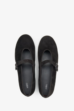 Comfortable dark brown Estro women's ballet flats made of genuine velour, known for their softness and decorative buckle.