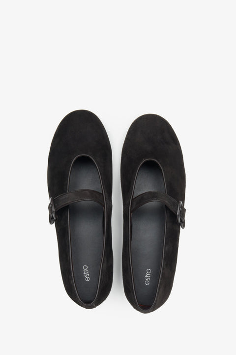 Comfortable dark brown Estro women's ballet flats made of genuine velour, known for their softness and decorative buckle.