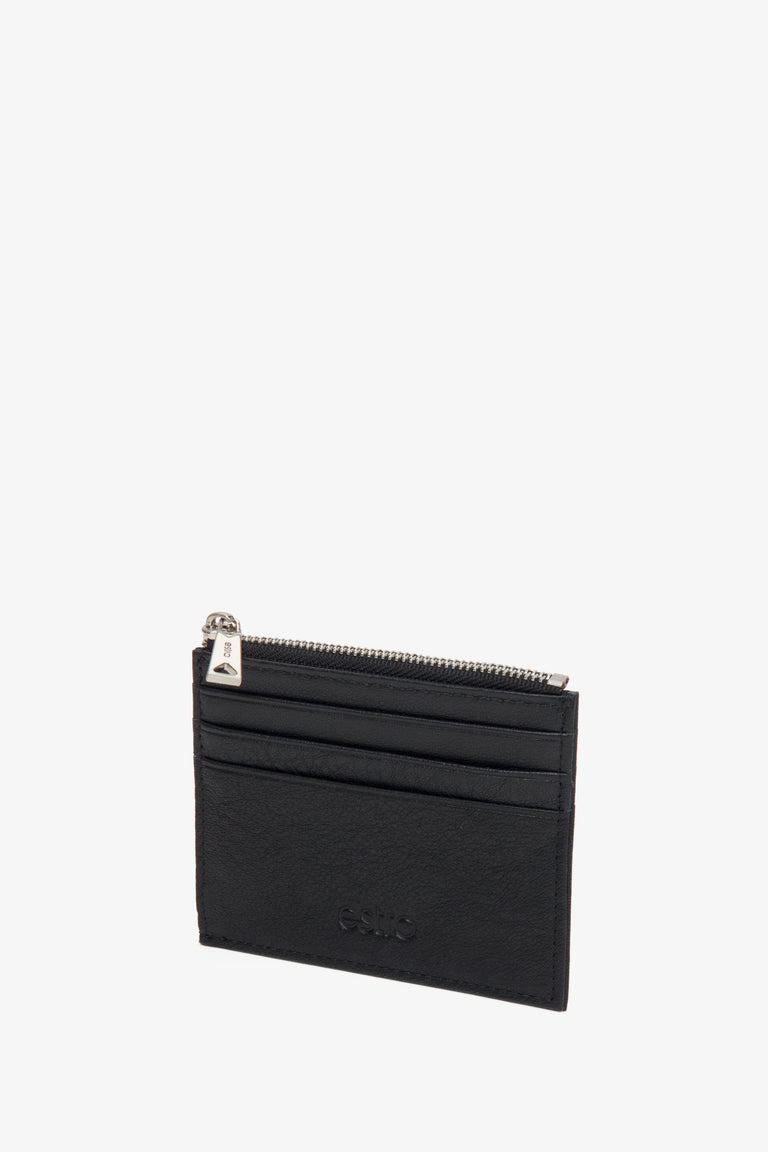 Compact women's wallet made of black leather by Estro.