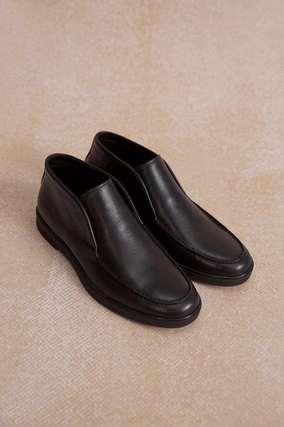 Men's Black Ankle Boots made of Genuine Leather Estro ER00114126.