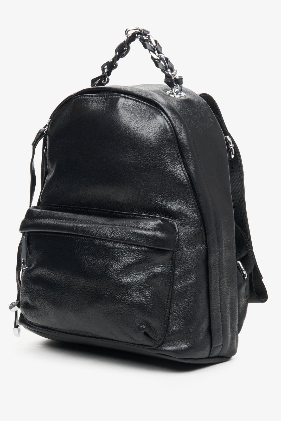 Estro's large, black women's leather backpack.
