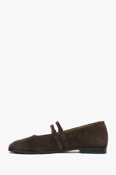 Luxury women's ballet flats by Estro in a deep brown shade, crafted from premium Italian genuine velour.