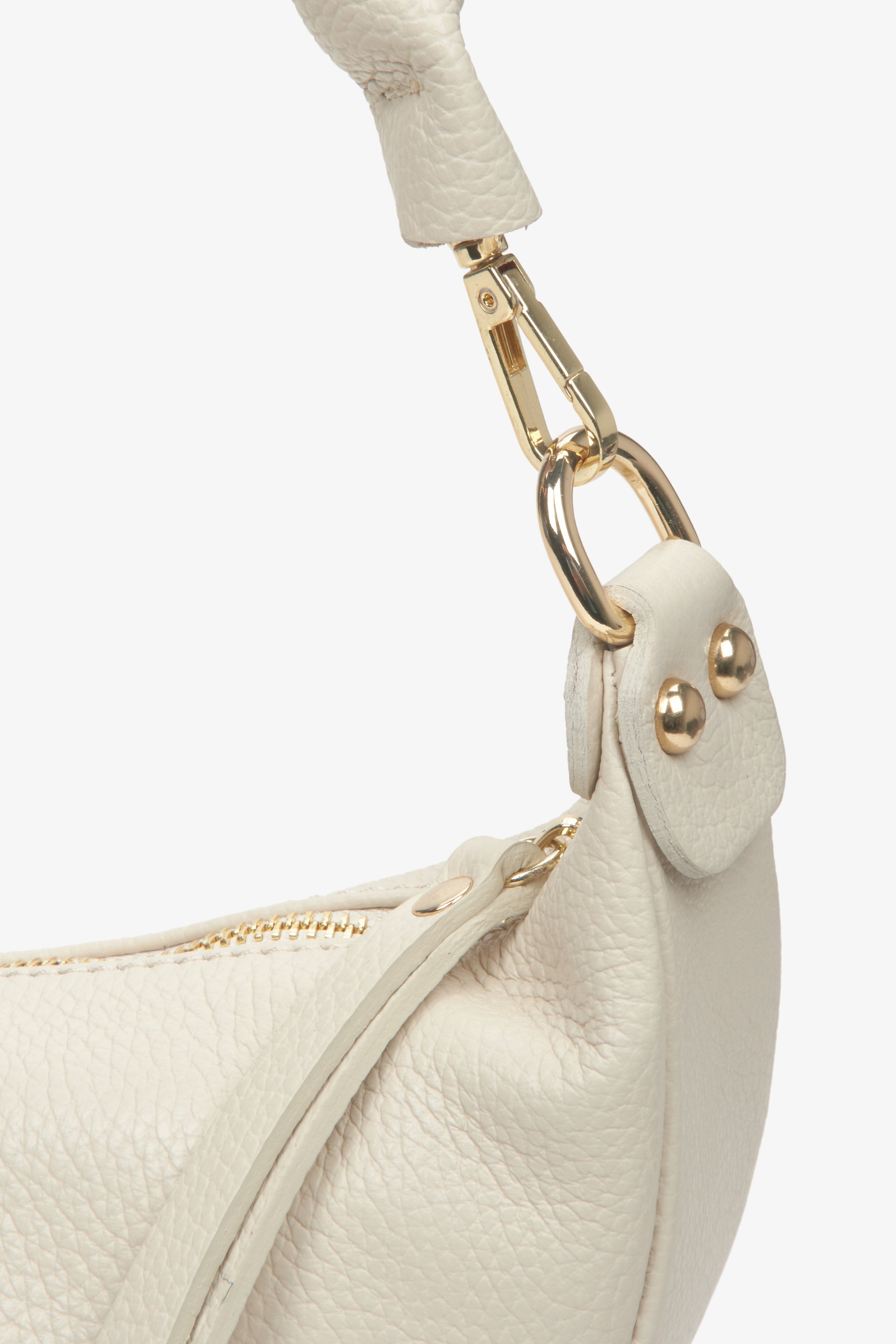 Elegant half-moon women's bag by Estro with braided hand in light beige colour.