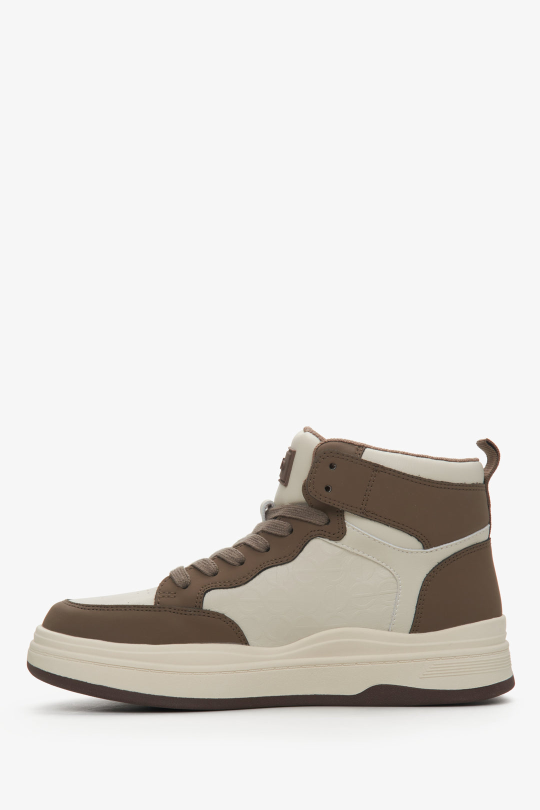 Leather high-top women's sneakers by Estro in beige-brown color: shoe profile.