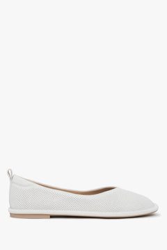 Women's White Ballet Flats made of Soft Perforated Genuine Velour Estro ER00116923.