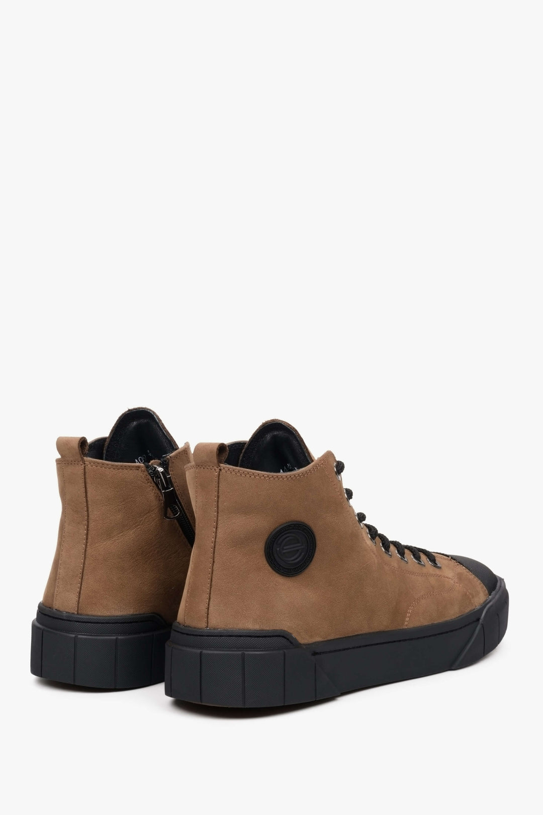 High-top brown men's lace-up sneakers by Estro.