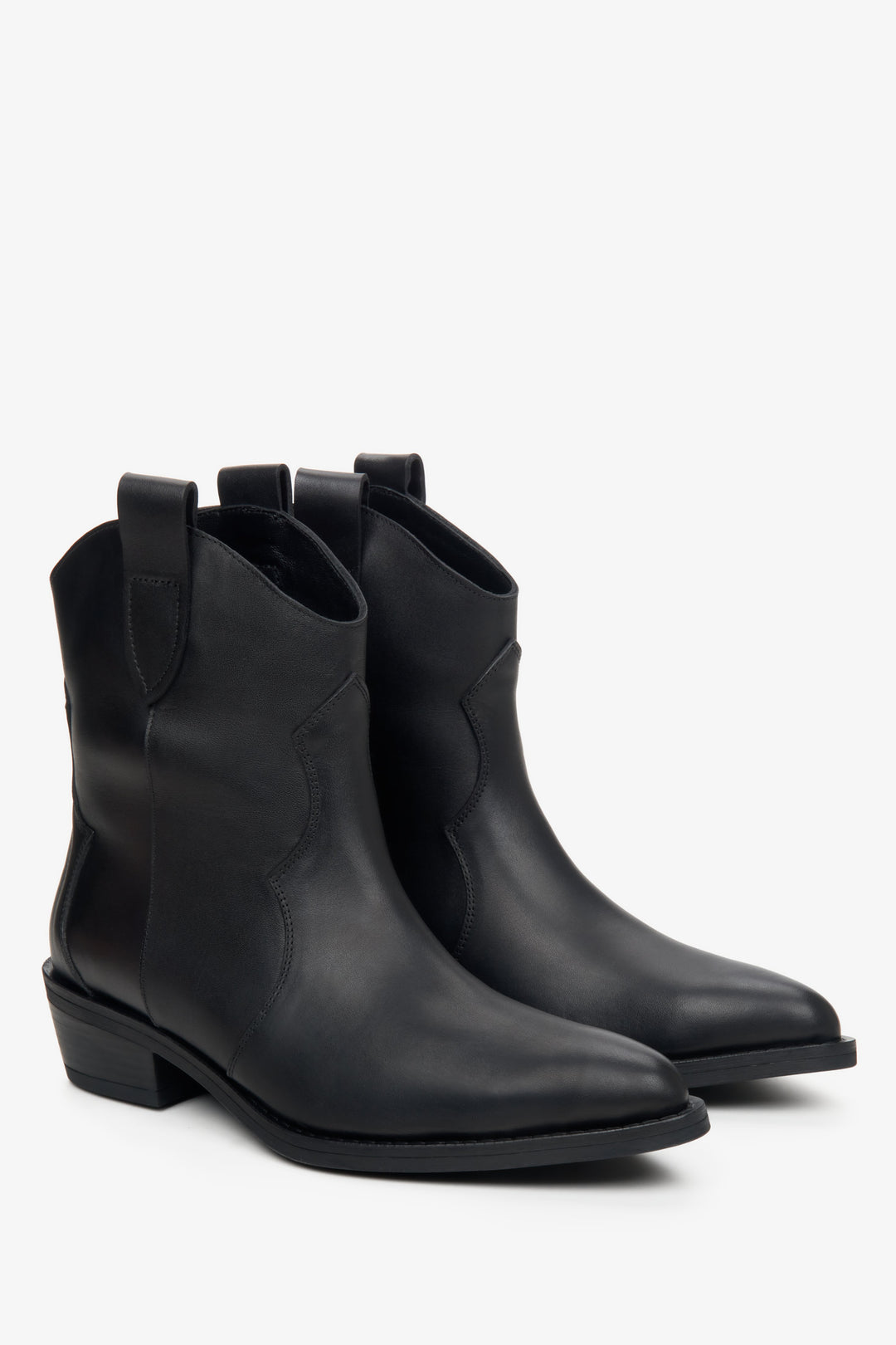 Women's black leather cowboy boots by Estro in genuine leather.