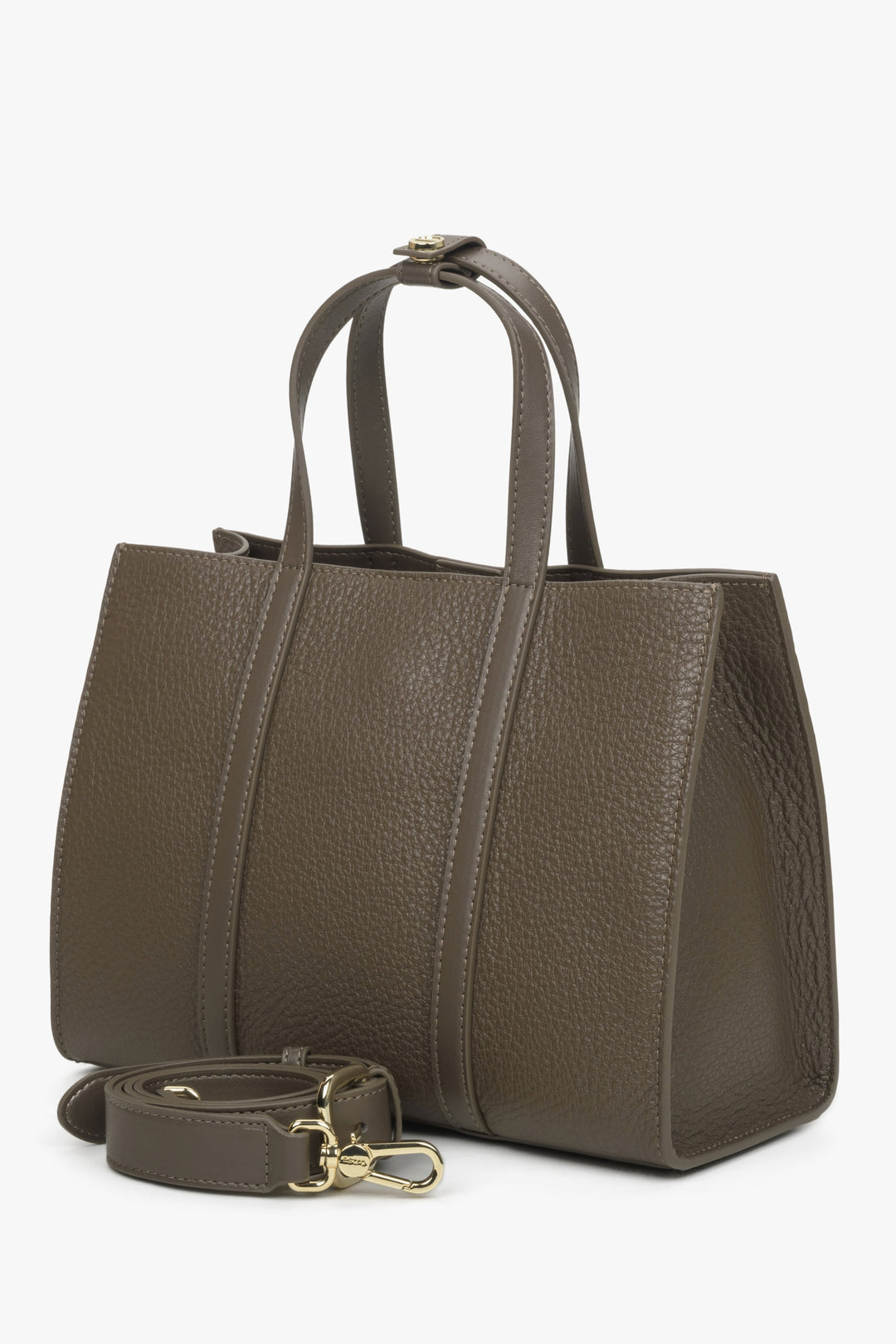 Women's brown shopper bag made of genuine leather by Estro.