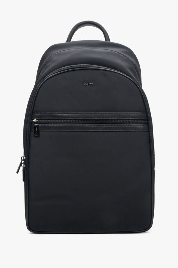 Men s Black Functional Backpack with Adjustable Shoulder Straps ESTRO Online Store Estro.eu