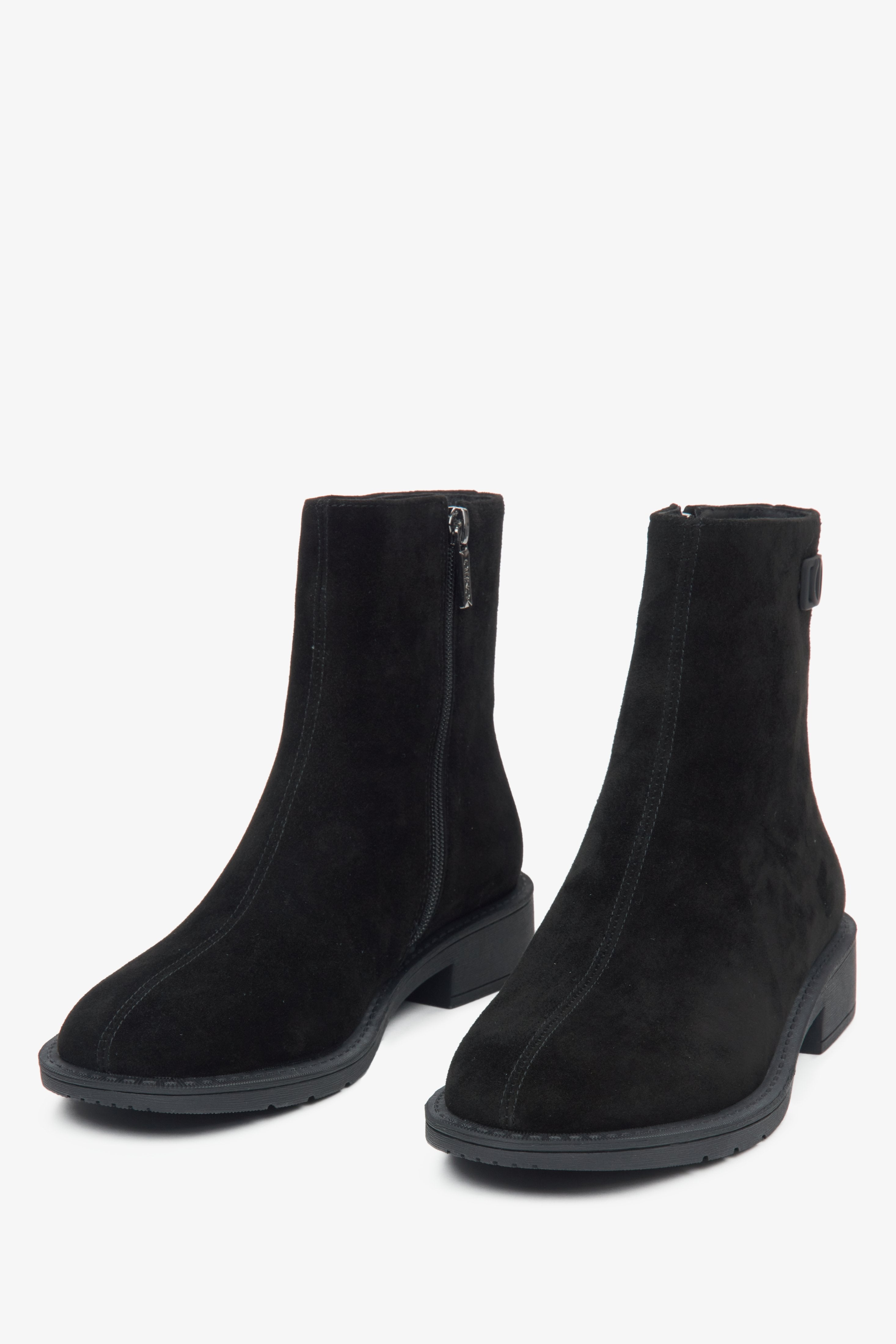 Black women's ankle boots with light insulation made of genuine velour by Estro - front view of the model.