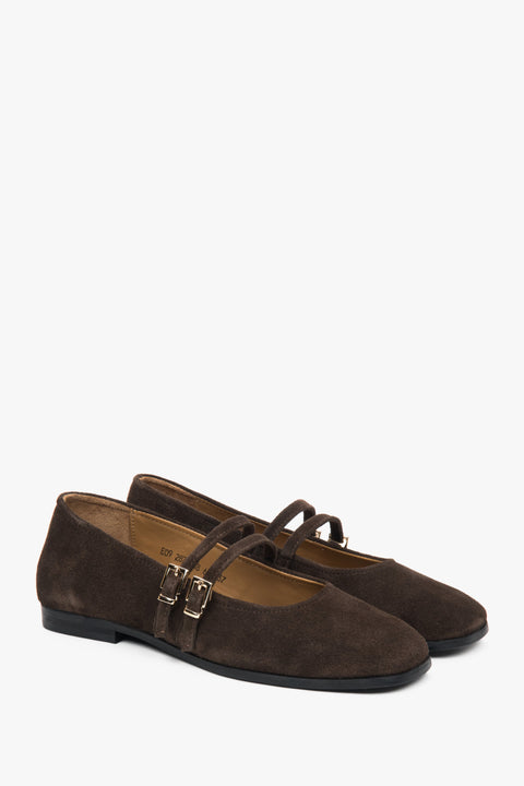 Elegant dark brown women's ballet flats by Estro with a buckle, made of premium Italian genuine velour.