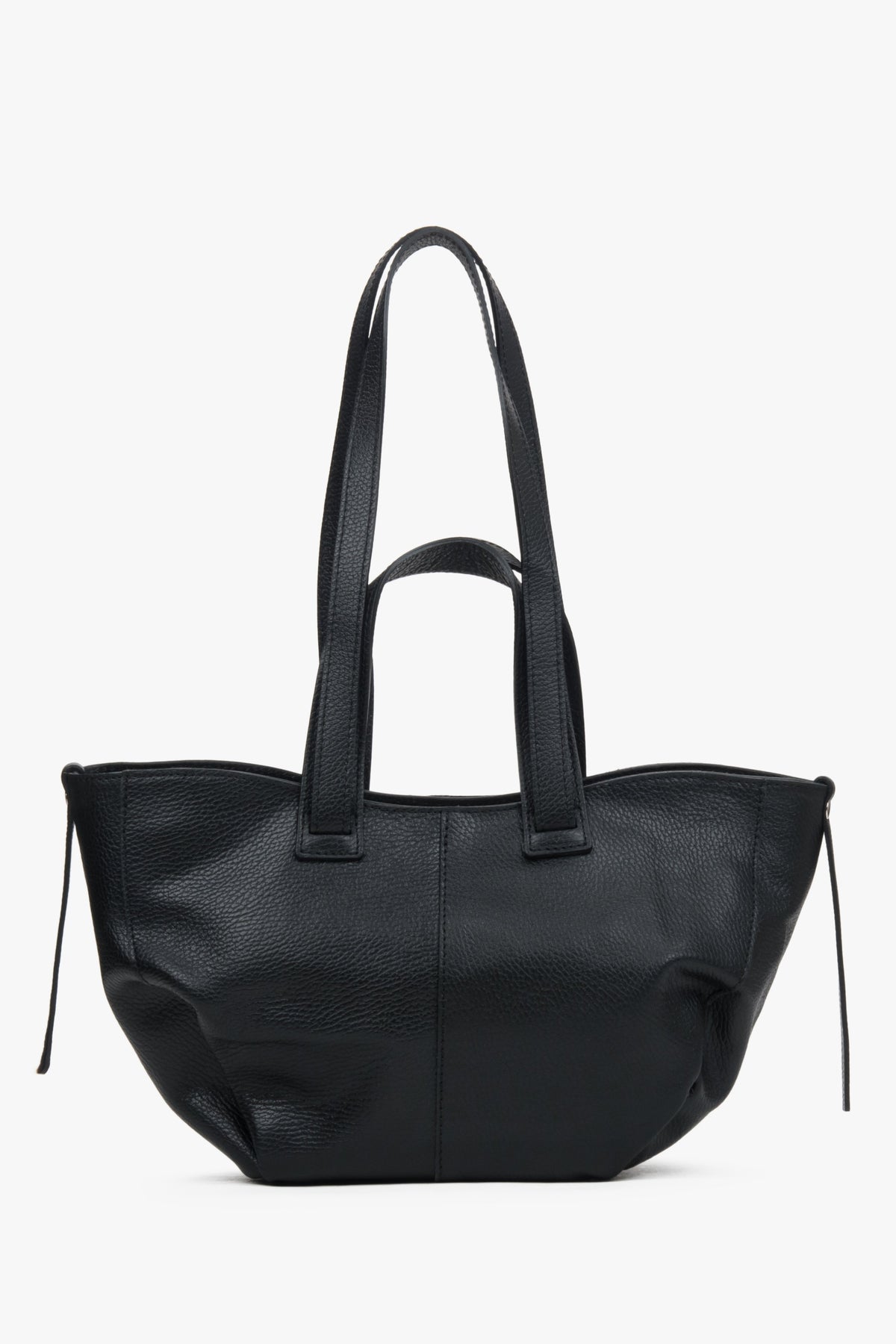 Women's Black Shopper Bag made of Premium Italian Genuine Leather Estro ER00117430.