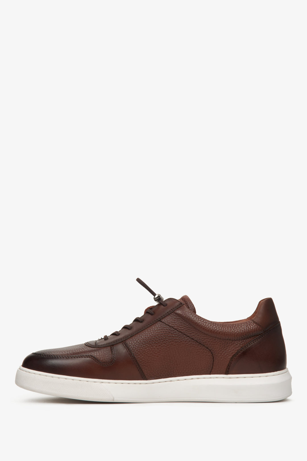Brown men's leather sneakers with an elastic cuff for the spring-autumn season. Shoe profile.