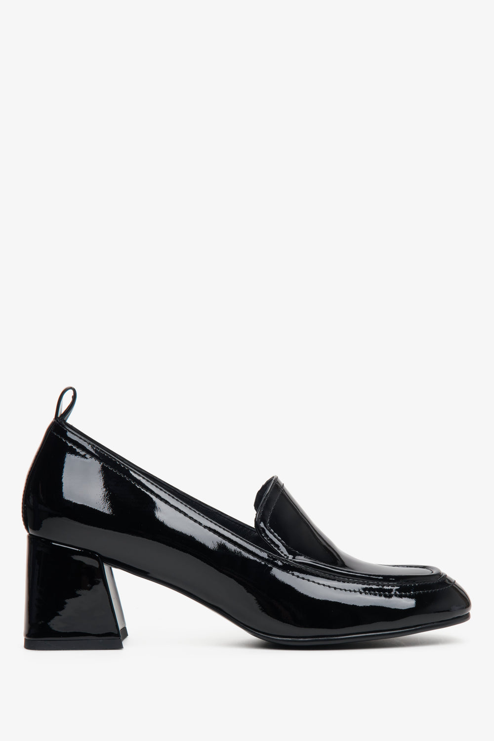 Women's Sleek Loafers with Block Heel in Black Estro ER00113572