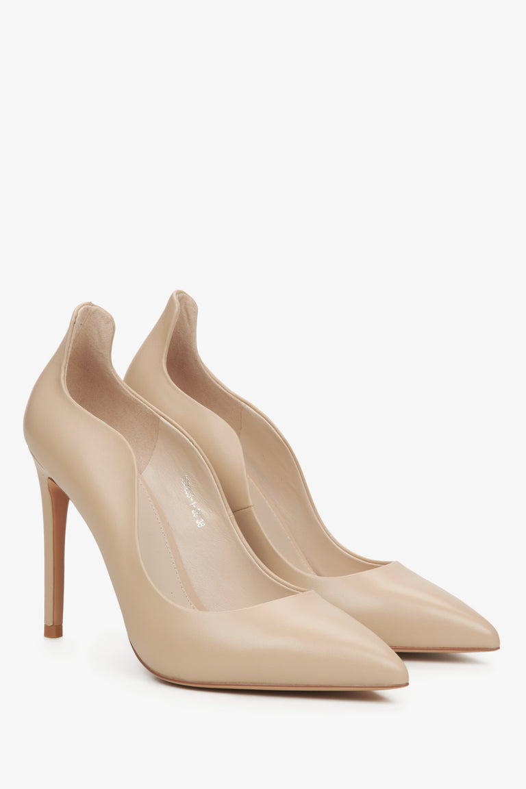 Women's beige high heels made of genuine leather by Estro.