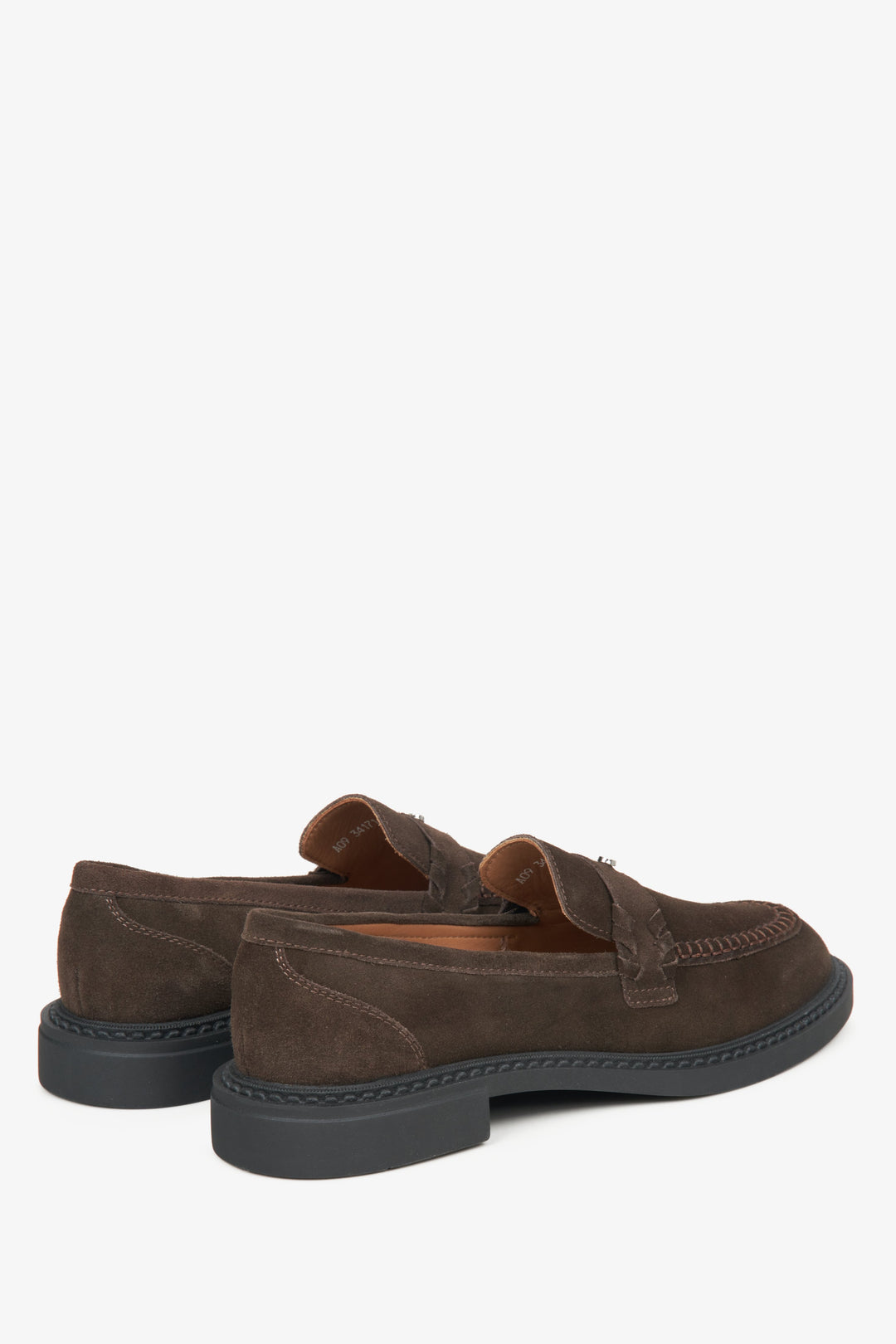 Women's brown velour moccasins by Estro - close-up of the heel.