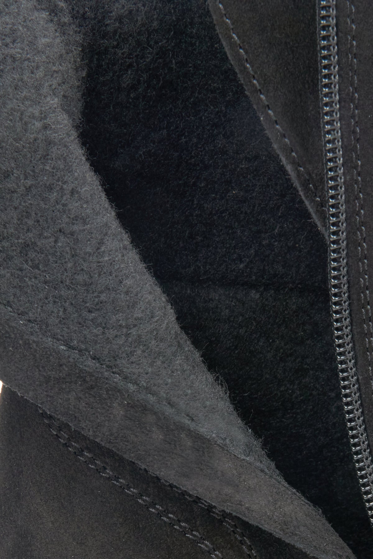 Women's black ankle boots by Estro - close-up of the interior.