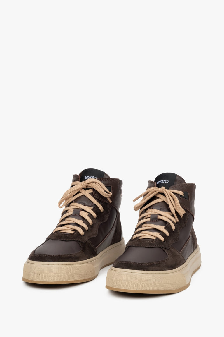 High-top dark brown men's sneakers made of velour and Italian leather with insulation by Estro.