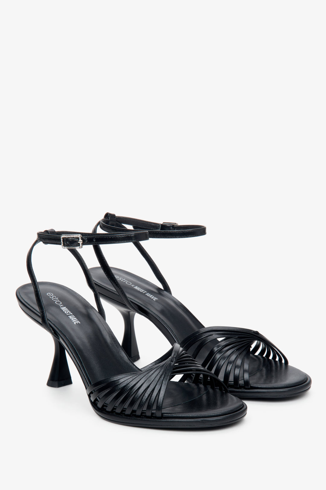 Estro x MustHave black women's sandals with stiletto heels.