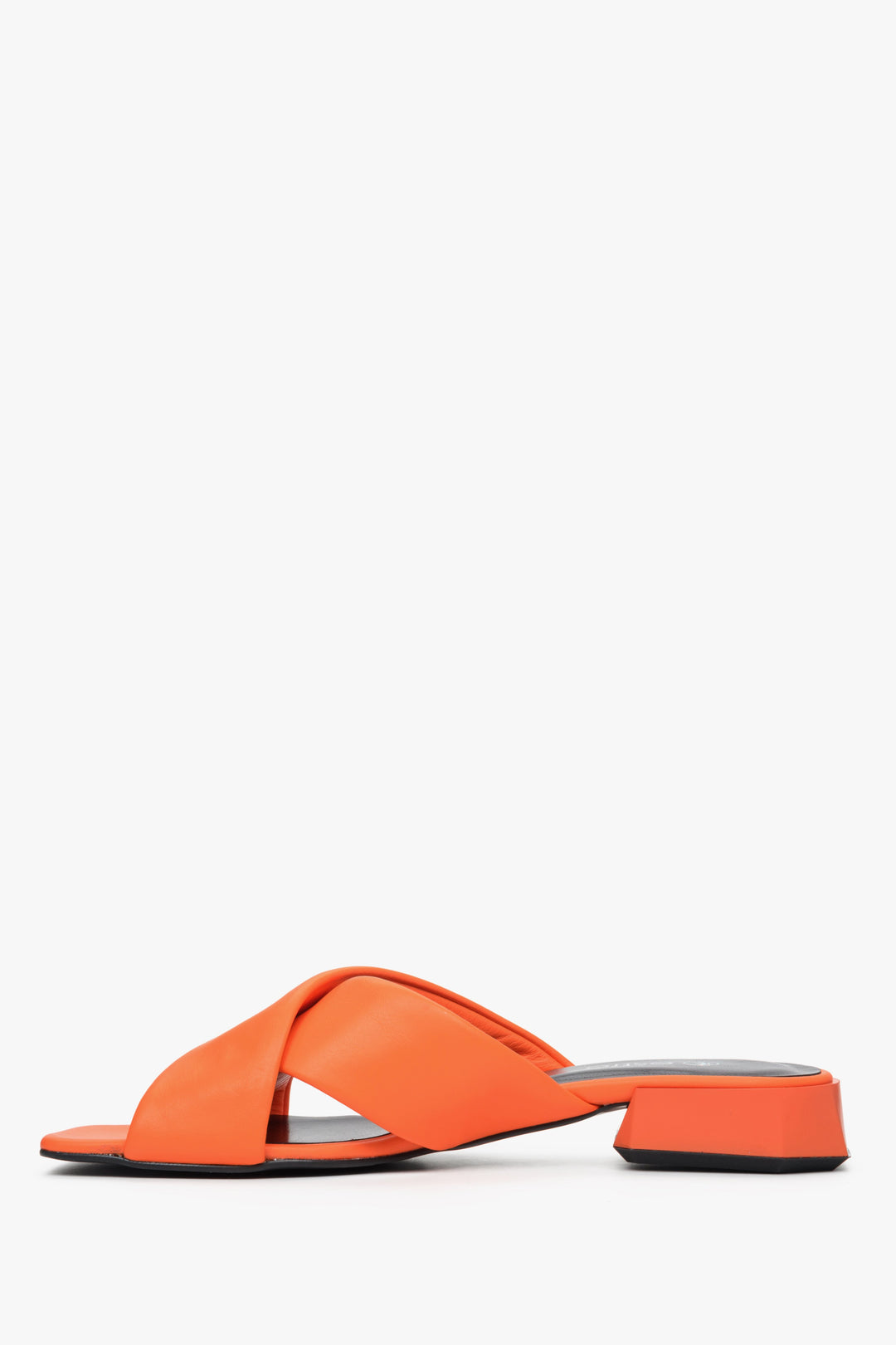 Women's cross-strap mules in orange colour of Estro brand made of natural, Italian leather.
