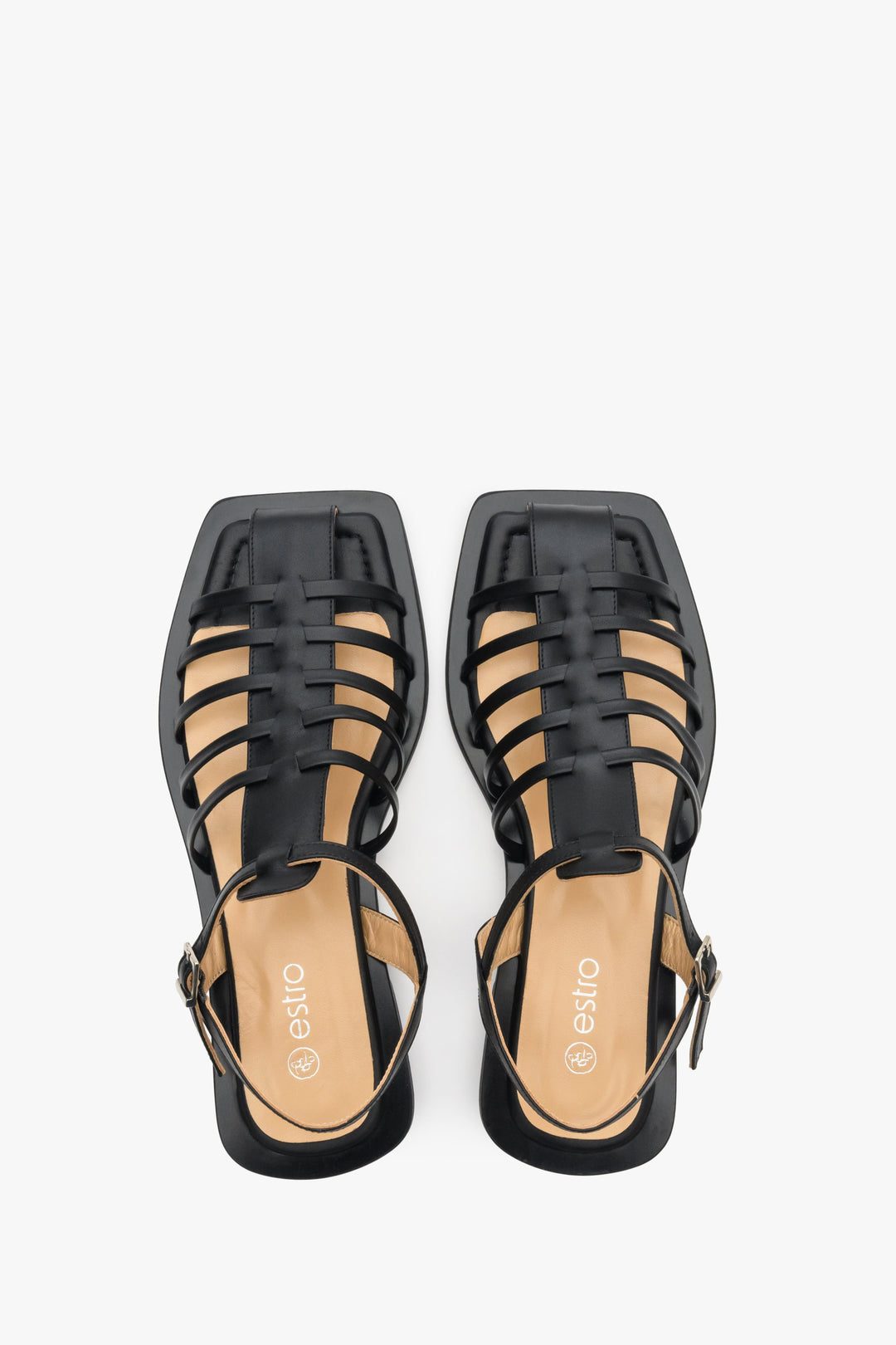 Estro women's sandals in black in natural leather with covered toes - presentation of footwear from above.