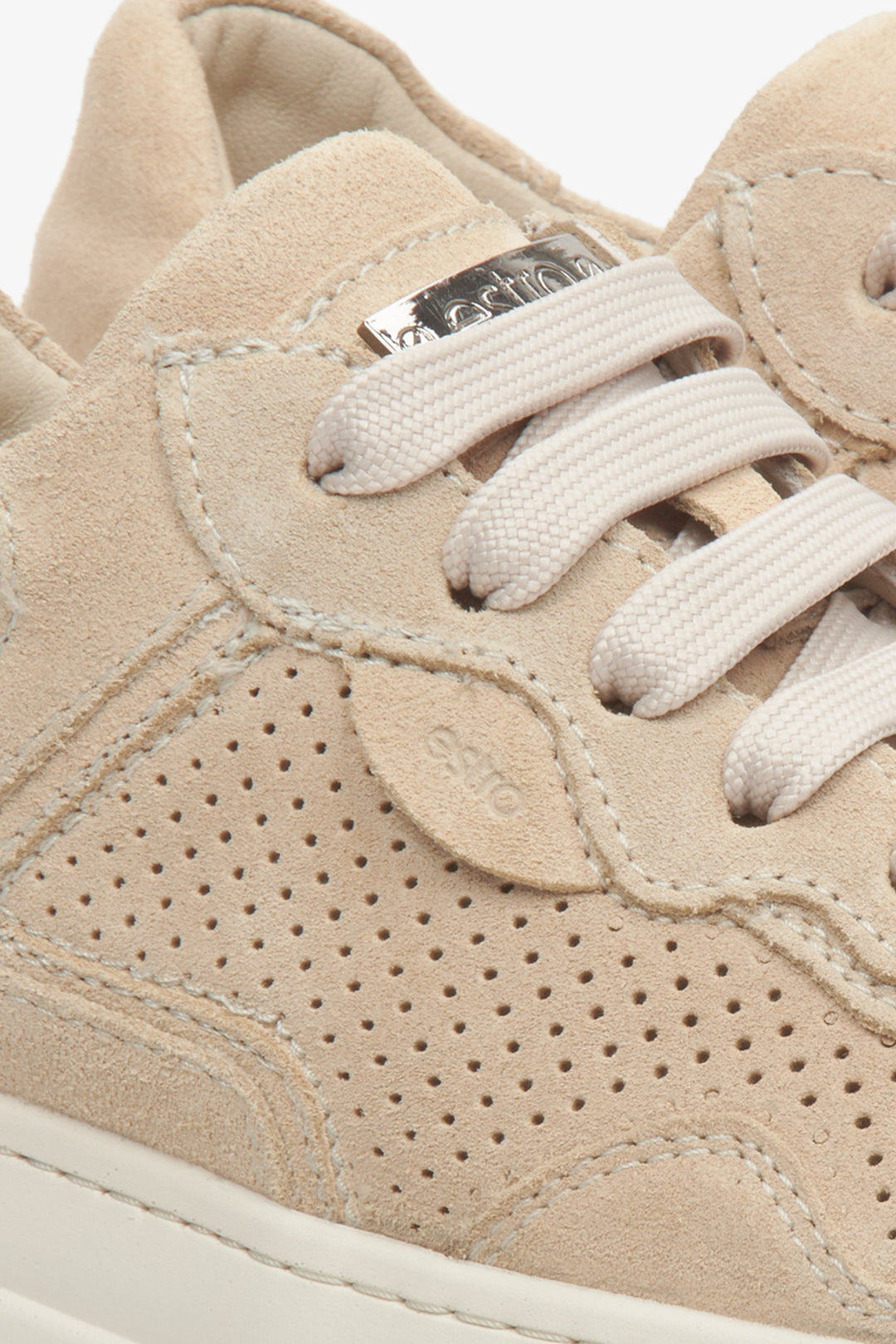 Estro women's suede sneakers in light beige with perforations for summer - close-up on details.