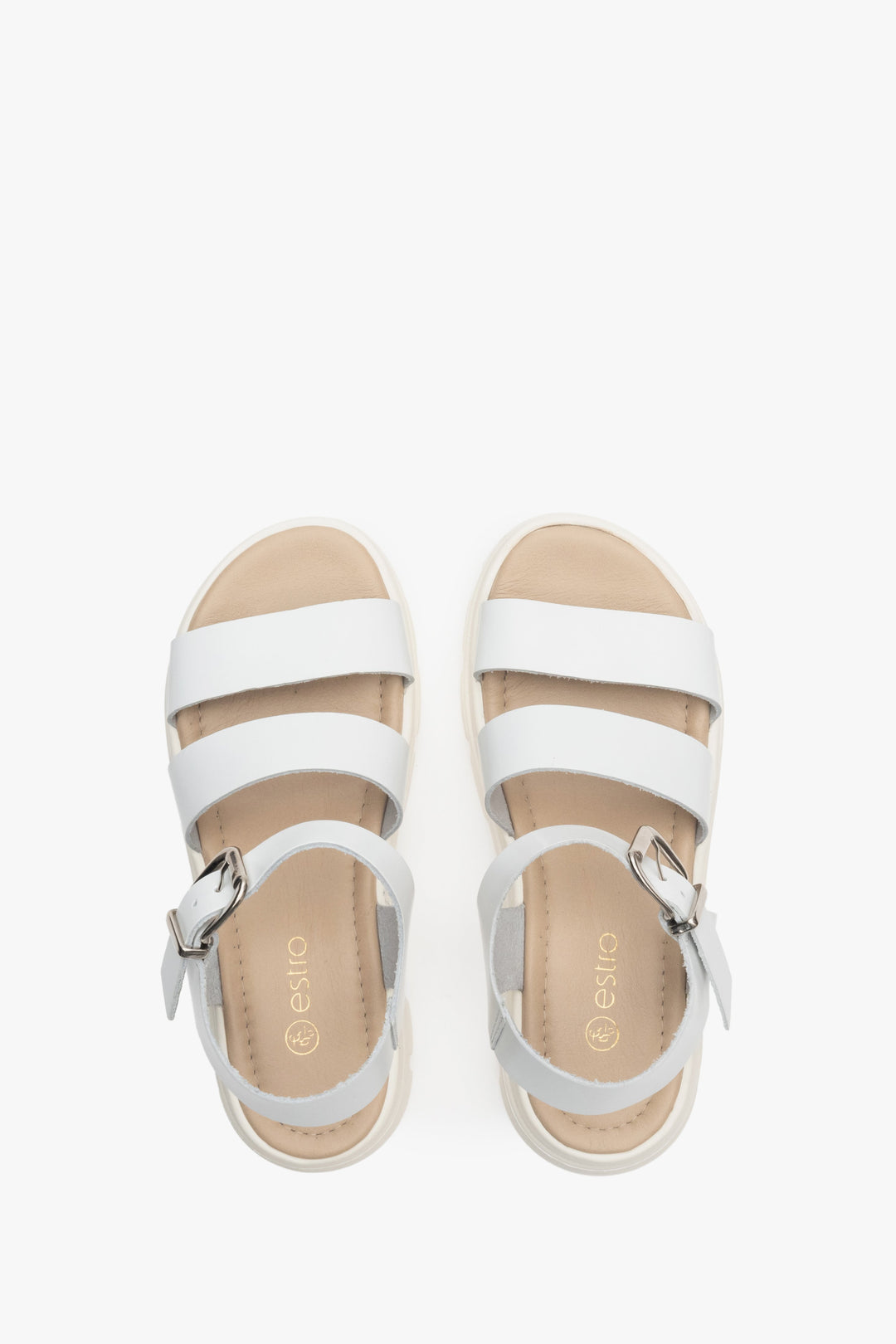 Women's sandals in white in natural leather Estro - presentation of footwear from above.