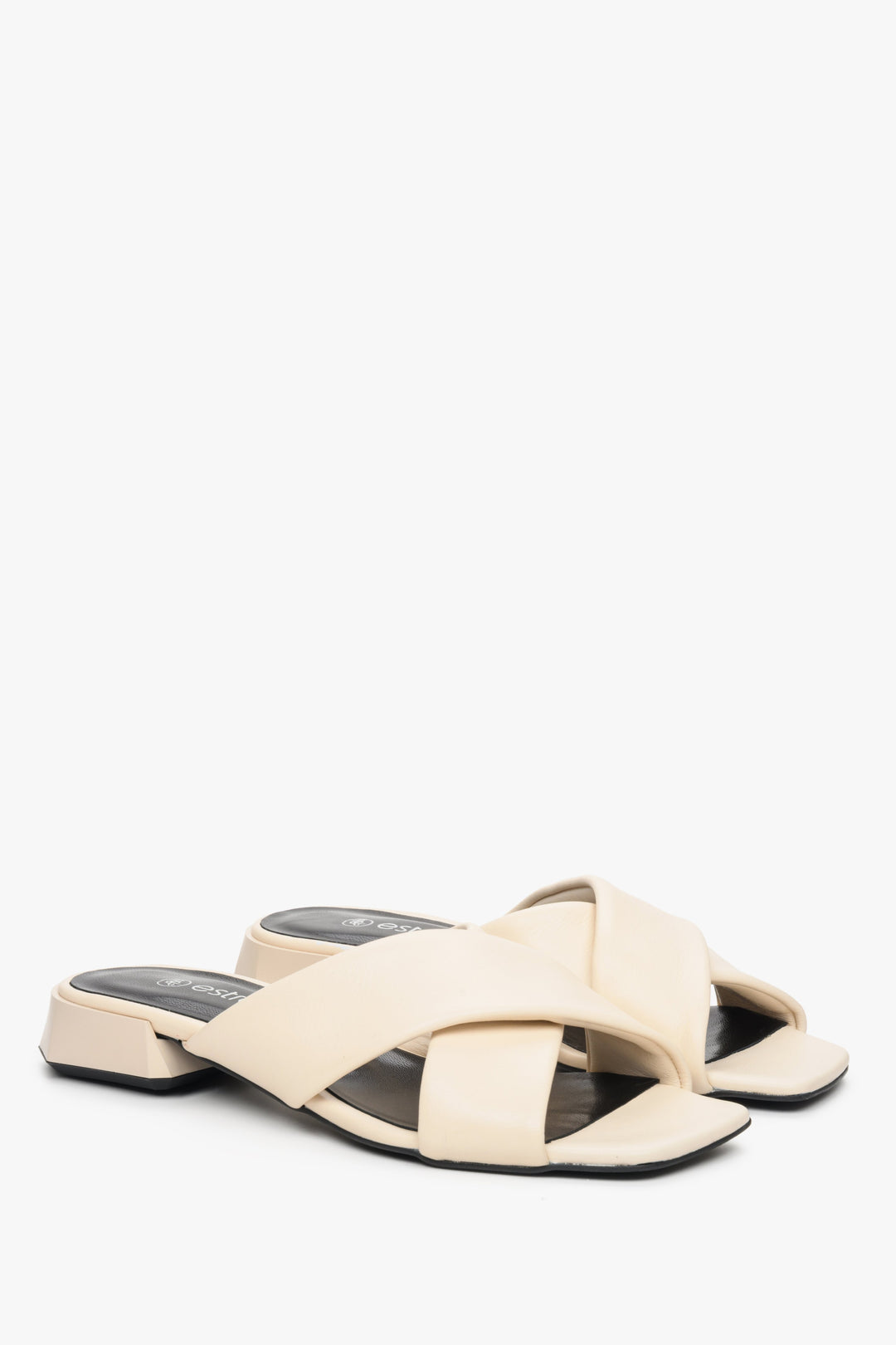 Women's Estro leather mules for summer with cross-straps on a low heel, beige colour.