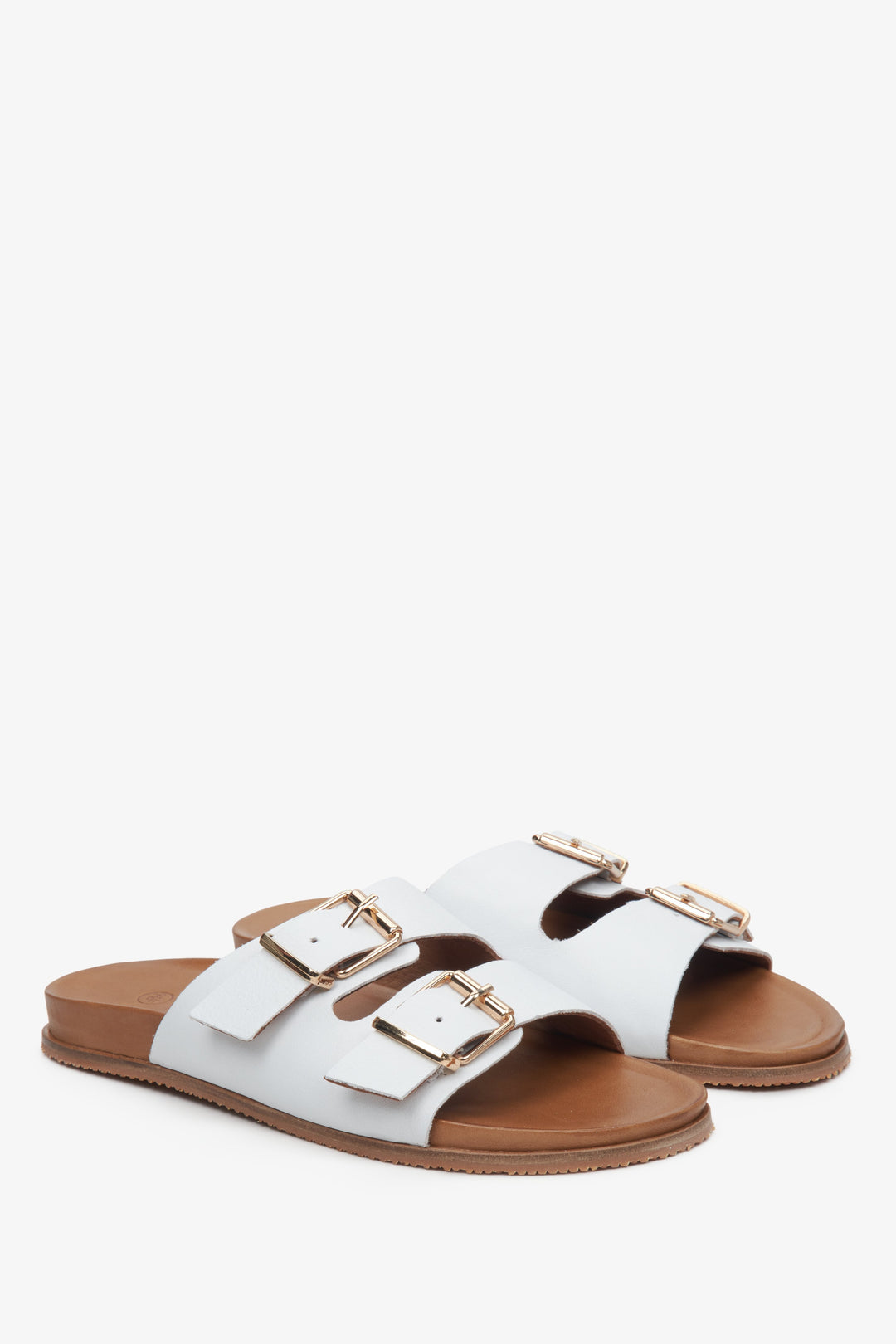 Women's slide sandals in white color Estro made of natural leather.