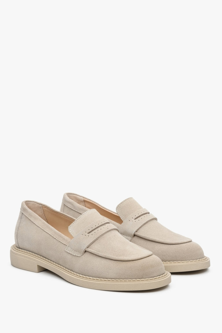 Women's beige suede loafers for spring Estro.