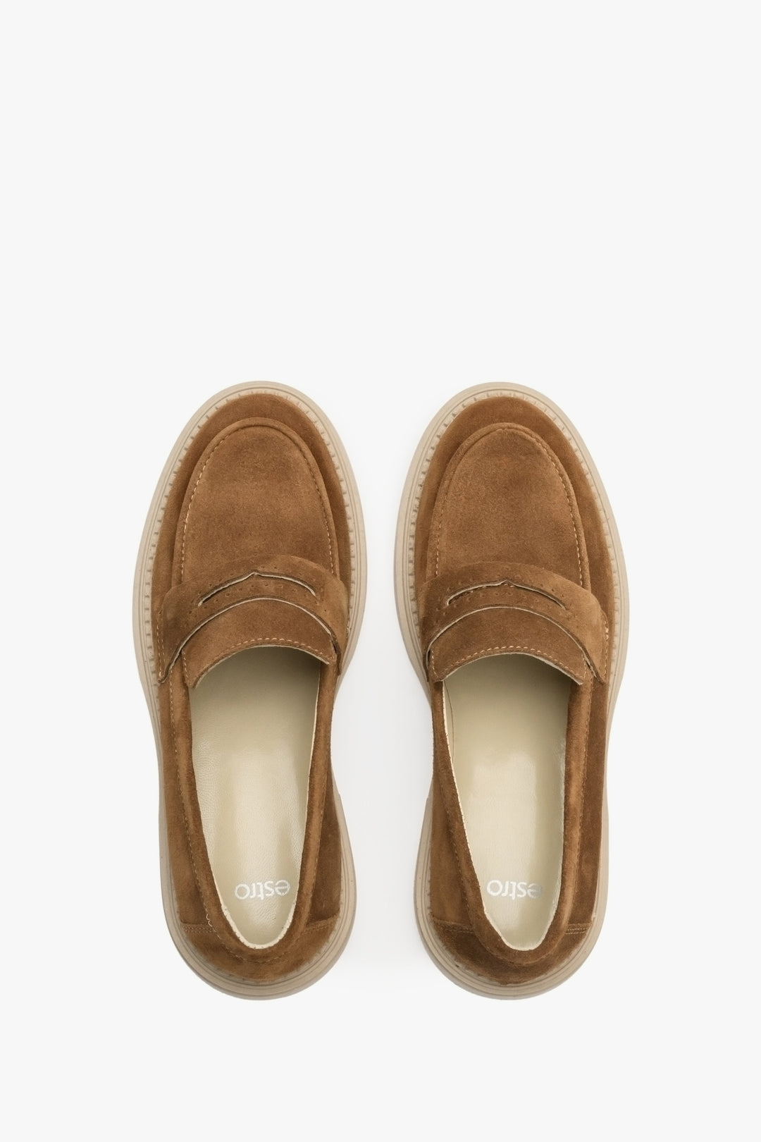Brown suede loafers for women Estro - presentation of the model from above.