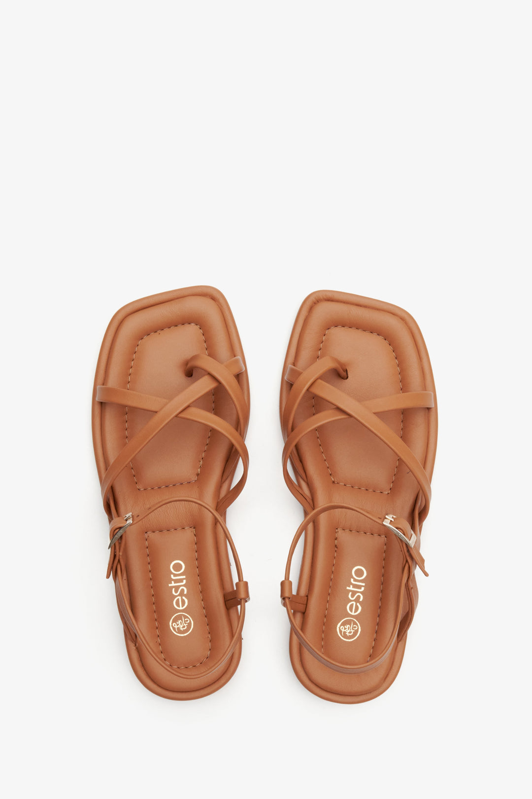 Women's brown Estro sandals made of thin cross straps of Italian natural leather - presentation of the model from above.